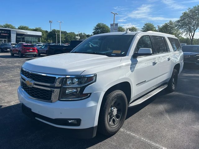 2019 Chevrolet Suburban LT RWD photo