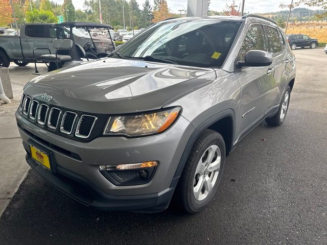 2020 Jeep Compass Latitude 4WD photo