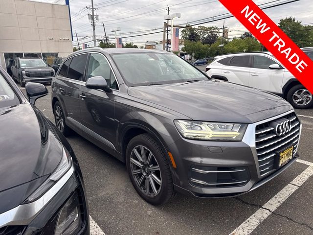 2019 Audi Q7 Premium Plus AWD photo