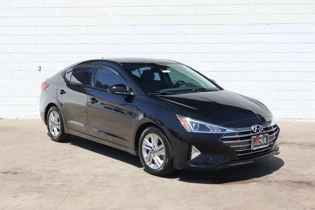 2020 Hyundai Elantra SEL FWD photo
