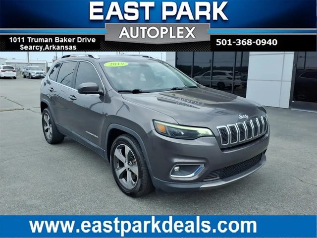 2019 Jeep Cherokee Limited FWD photo