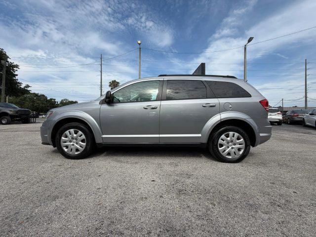2020 Dodge Journey SE Value FWD photo