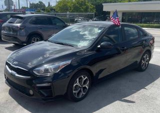 2020 Kia Forte LXS FWD photo