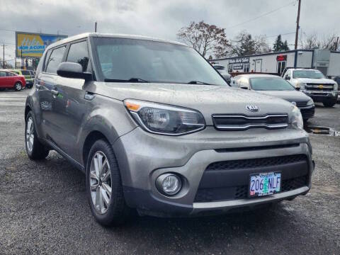 2018 Kia Soul + FWD photo
