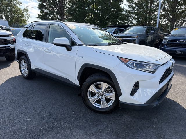 2020 Toyota RAV4 Hybrid XLE AWD photo