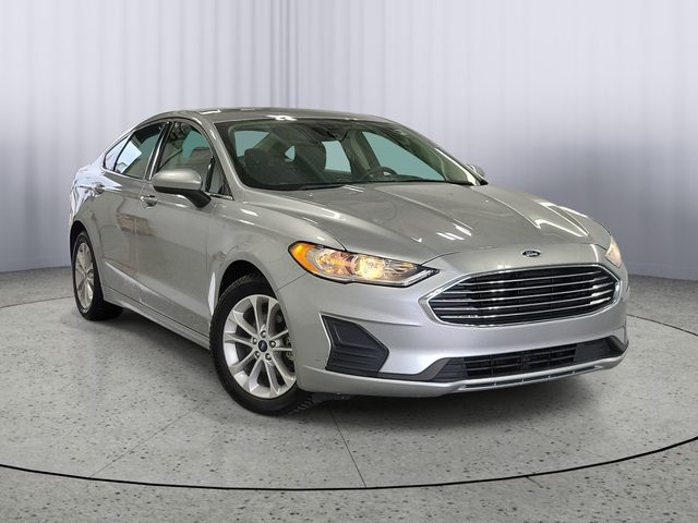 2020 Ford Fusion SE FWD photo