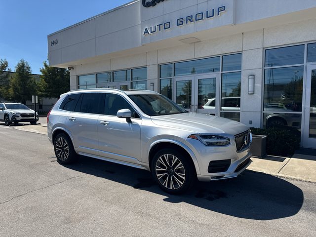 2020 Volvo XC90 Momentum AWD photo