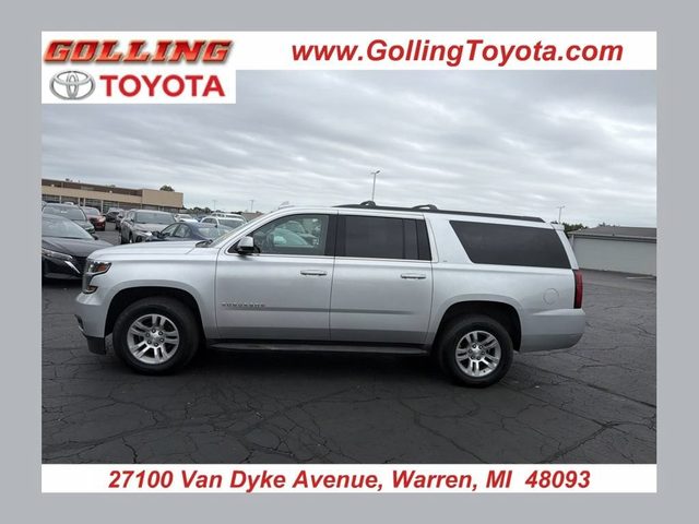 2020 Chevrolet Suburban LT 4WD photo
