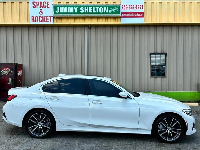 2019 BMW 3 Series 330i RWD photo