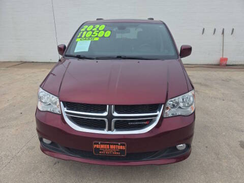 2020 Dodge Grand Caravan SXT FWD photo