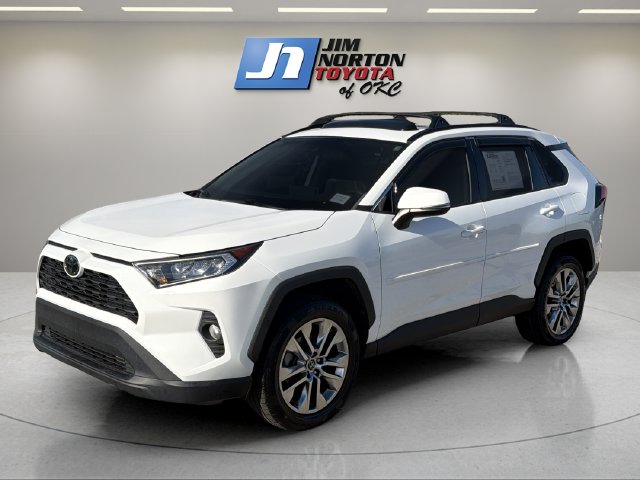 2020 Toyota RAV4 XLE Premium FWD photo