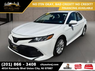 2020 Toyota Camry LE FWD photo