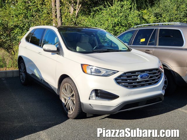 2020 Ford Edge Titanium AWD photo