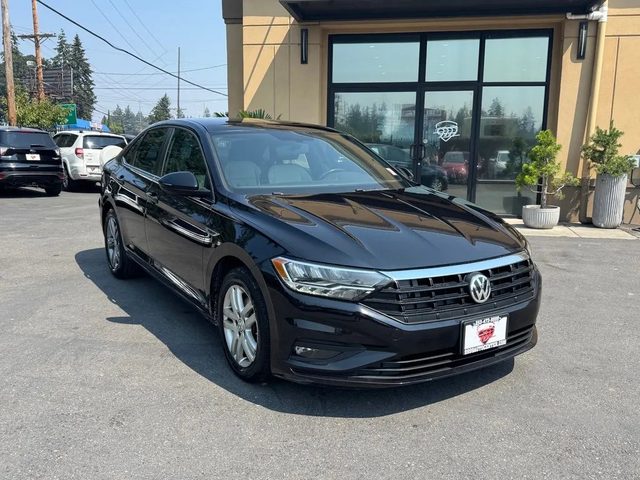 2020 Volkswagen Jetta R-Line FWD photo
