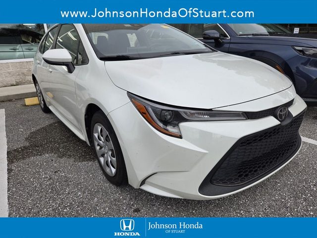 2021 Toyota Corolla LE FWD photo