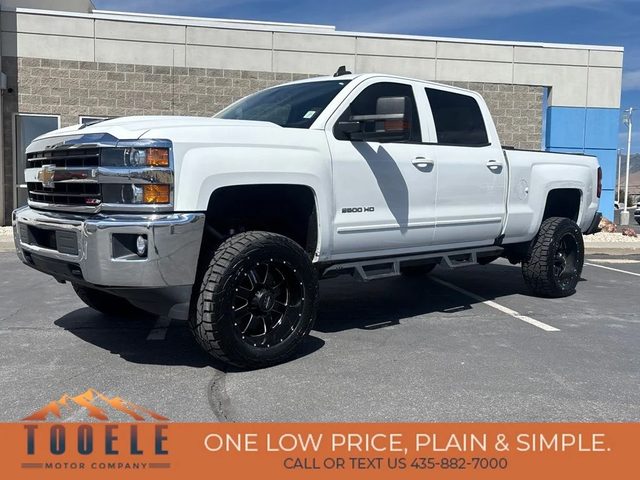 2019 Chevrolet Silverado 2500HD LT 4WD photo