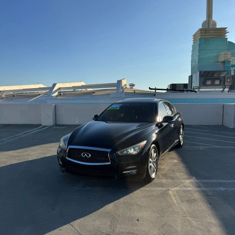 2016 Infiniti Q50 3.0t Premium AWD photo