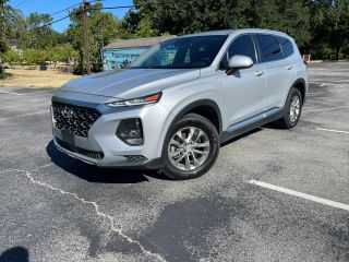 2019 Hyundai Santa Fe SE FWD photo