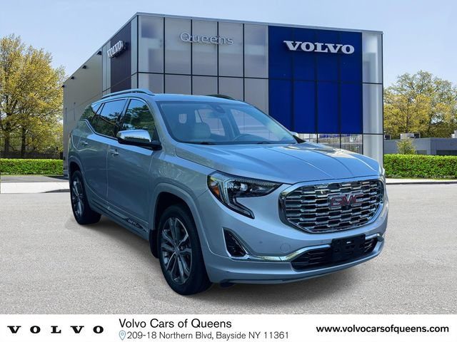 2020 GMC Terrain Denali AWD photo