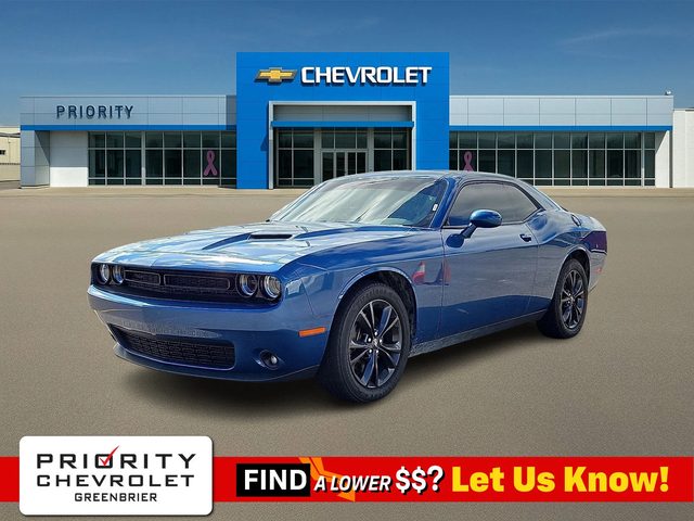 2020 Dodge Challenger SXT AWD photo
