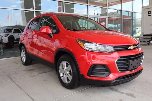 2020 Chevrolet Trax LS FWD photo