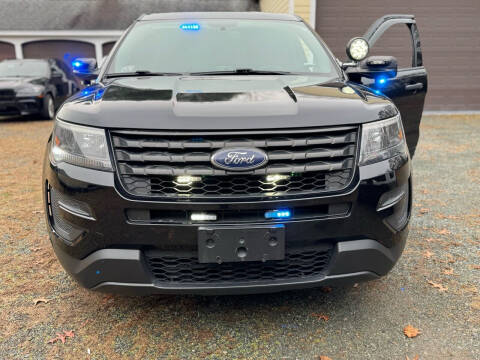 2017 Ford Explorer  AWD photo