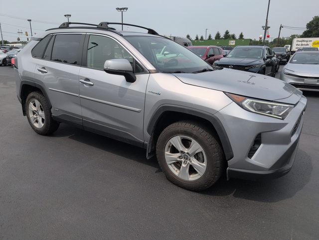 2020 Toyota RAV4 Hybrid XLE AWD photo