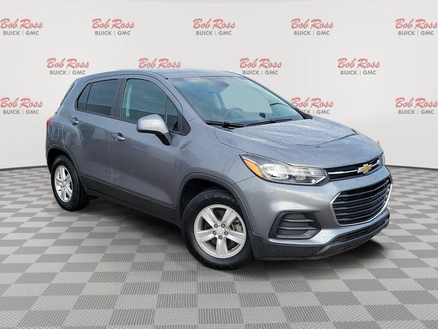 2020 Chevrolet Trax LS FWD photo