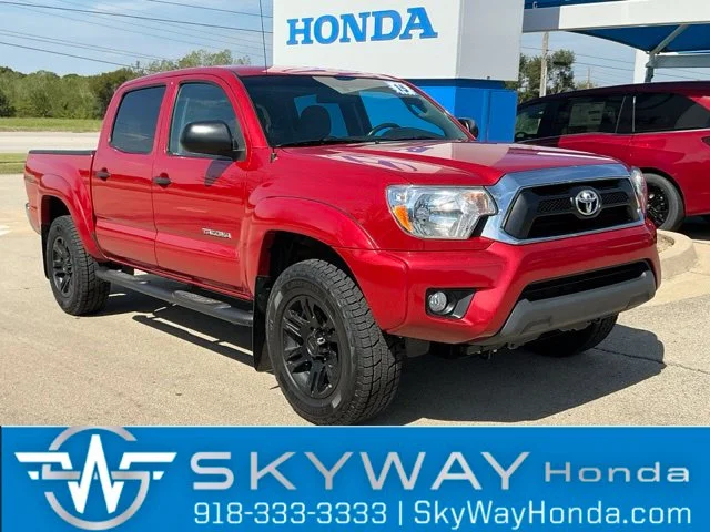 2015 Toyota Tacoma 4WD photo