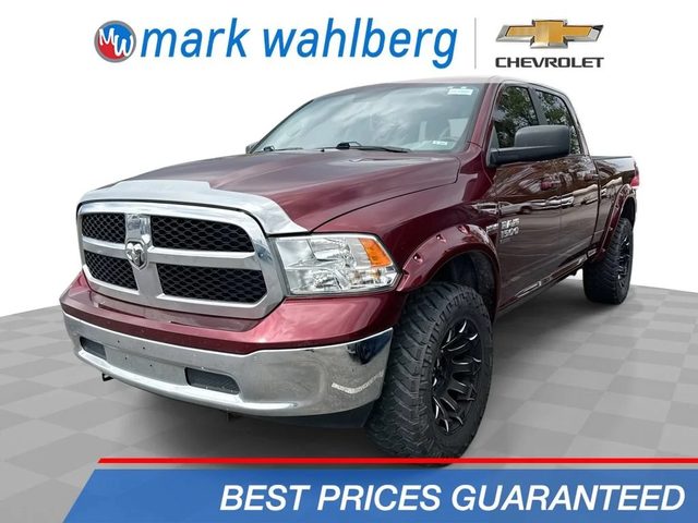 2019 Ram 1500 SLT 4WD photo