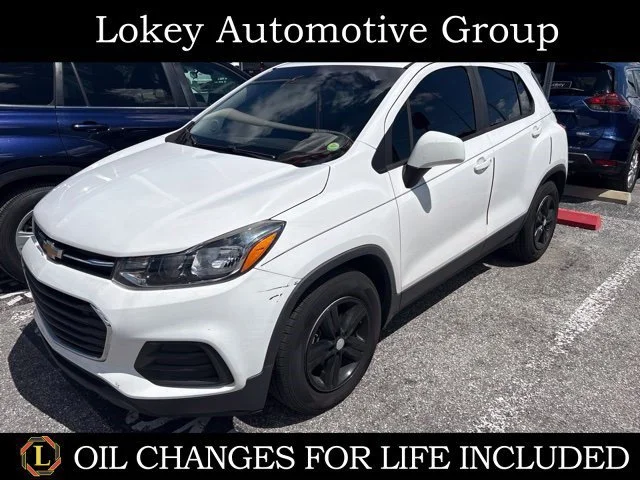 2020 Chevrolet Trax LS FWD photo
