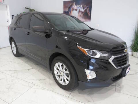 2020 Chevrolet Equinox LS FWD photo