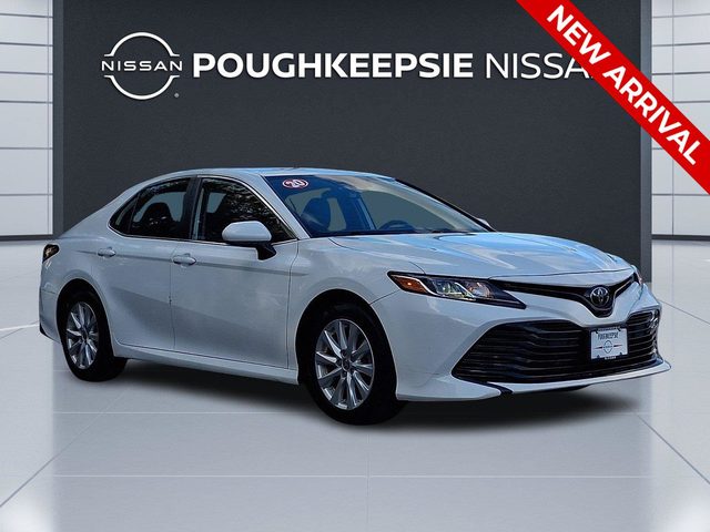 2020 Toyota Camry LE AWD photo