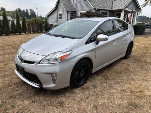 2015 Toyota Prius Two FWD photo