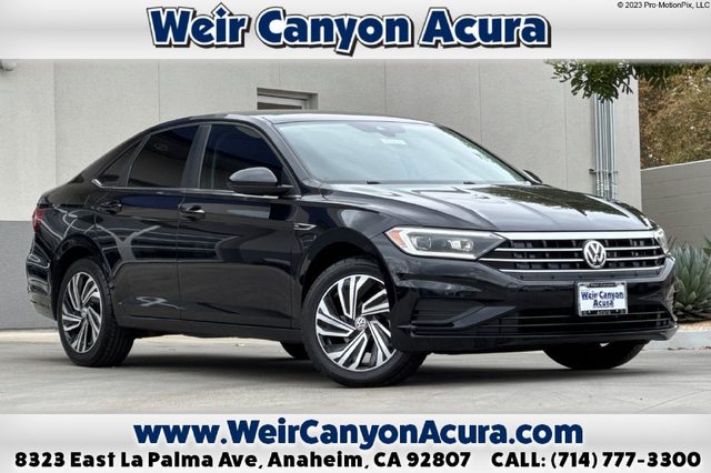 2020 Volkswagen Jetta SEL FWD photo