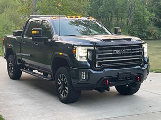 2020 GMC Sierra 2500HD AT4 4WD photo
