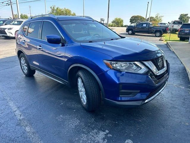 2020 Nissan Rogue SV FWD photo