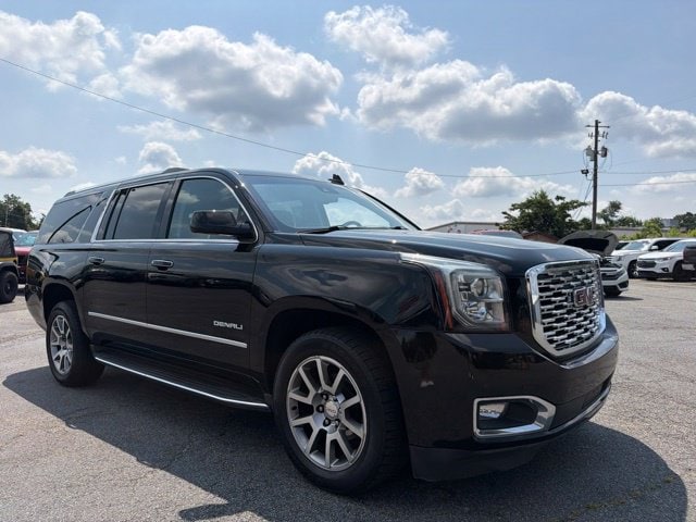 2019 GMC Yukon XL Denali 4WD photo
