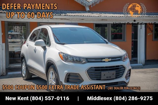 2020 Chevrolet Trax LS FWD photo