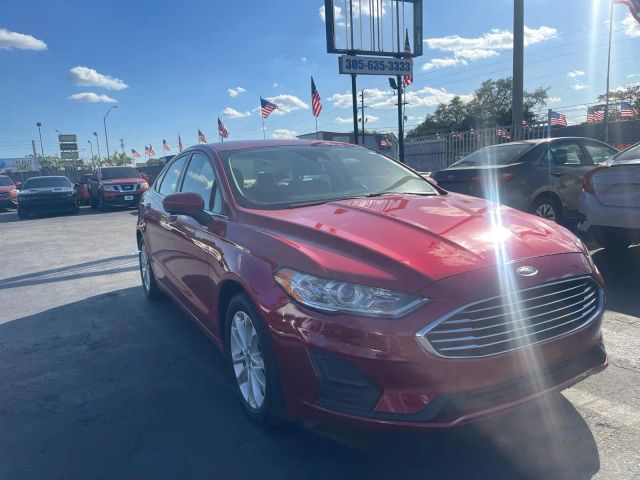 2020 Ford Fusion SE FWD photo