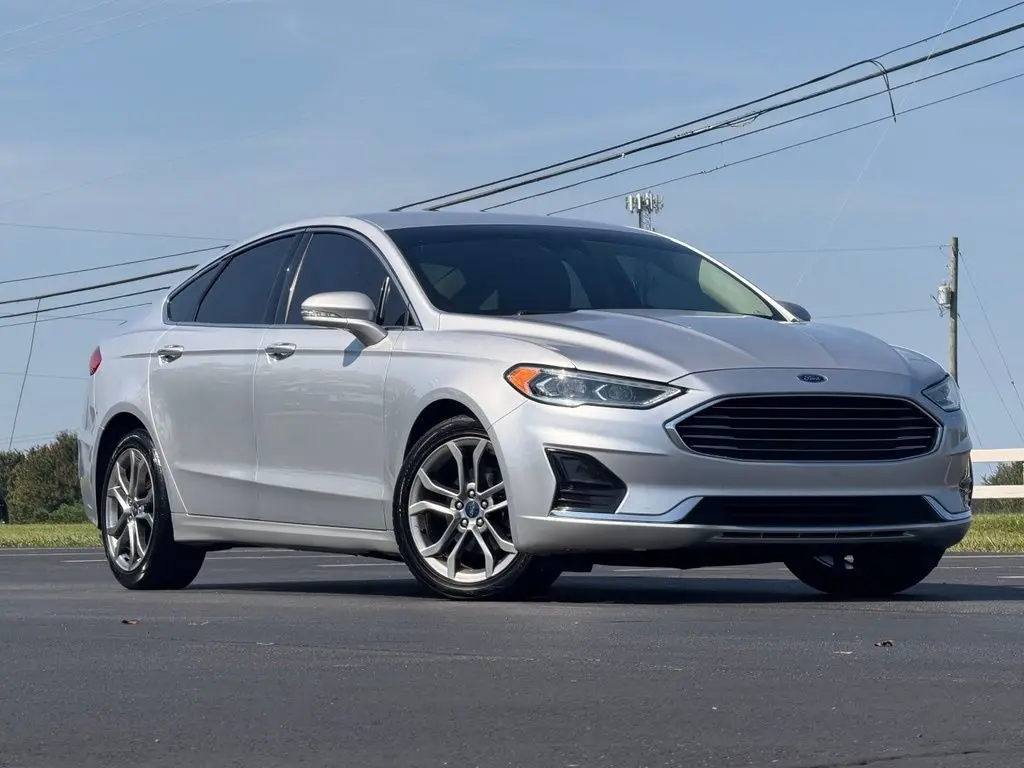 2019 Ford Fusion SEL FWD photo