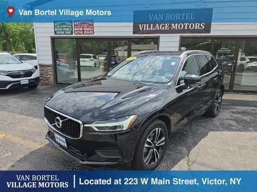2020 Volvo XC60 Momentum AWD photo