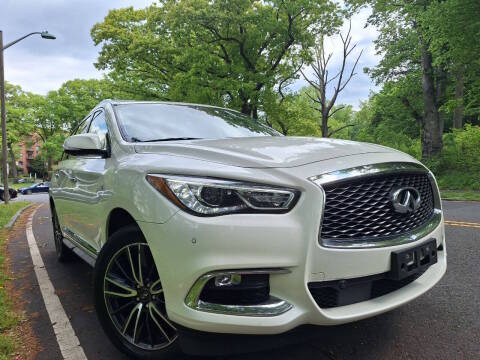 2020 Infiniti QX60 LUXE AWD photo