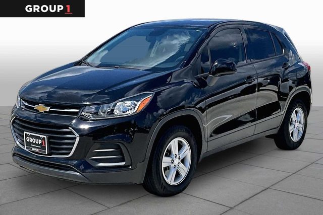 2020 Chevrolet Trax LS AWD photo