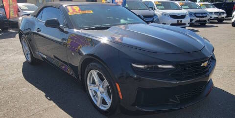 2019 Chevrolet Camaro 1LT RWD photo