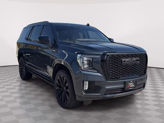 2021 GMC Yukon Denali 4WD photo