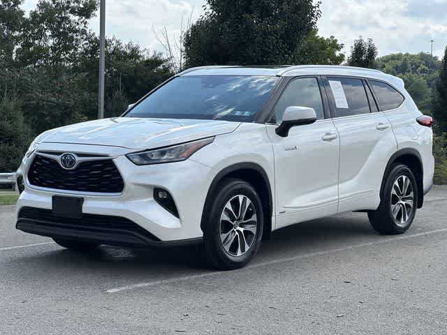 2020 Toyota Highlander Hybrid XLE AWD photo