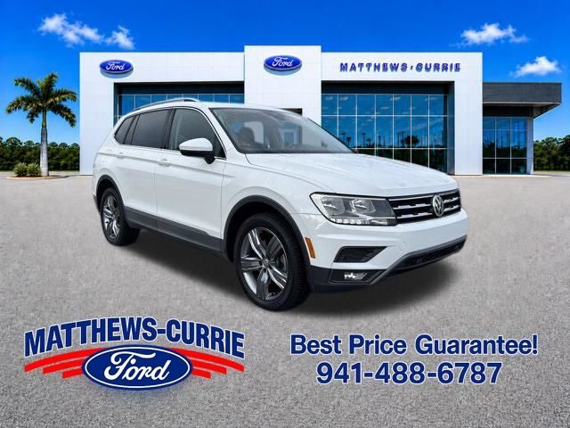 2020 Volkswagen Tiguan SEL FWD photo