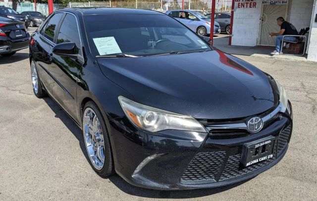 2015 Toyota Camry XSE FWD photo