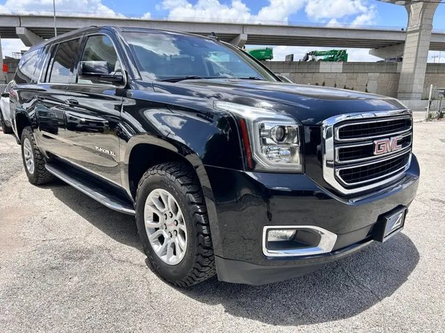 2019 GMC Yukon XL SLT 4WD photo